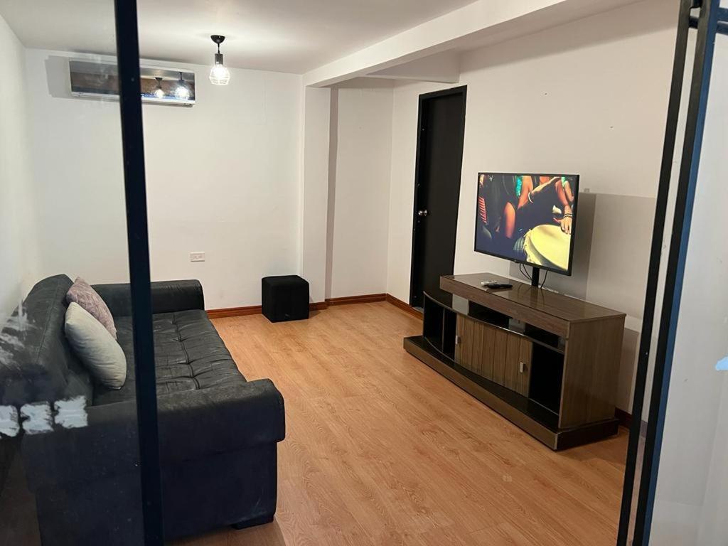 גוויאקיל Hotel Perla Central מראה חיצוני תמונה